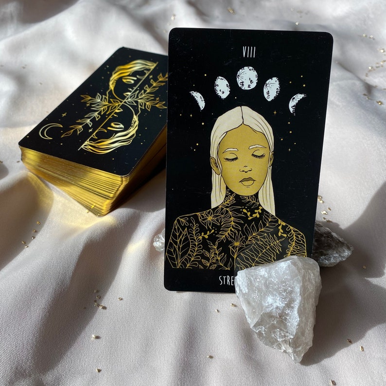 New Moon Tarot Deck