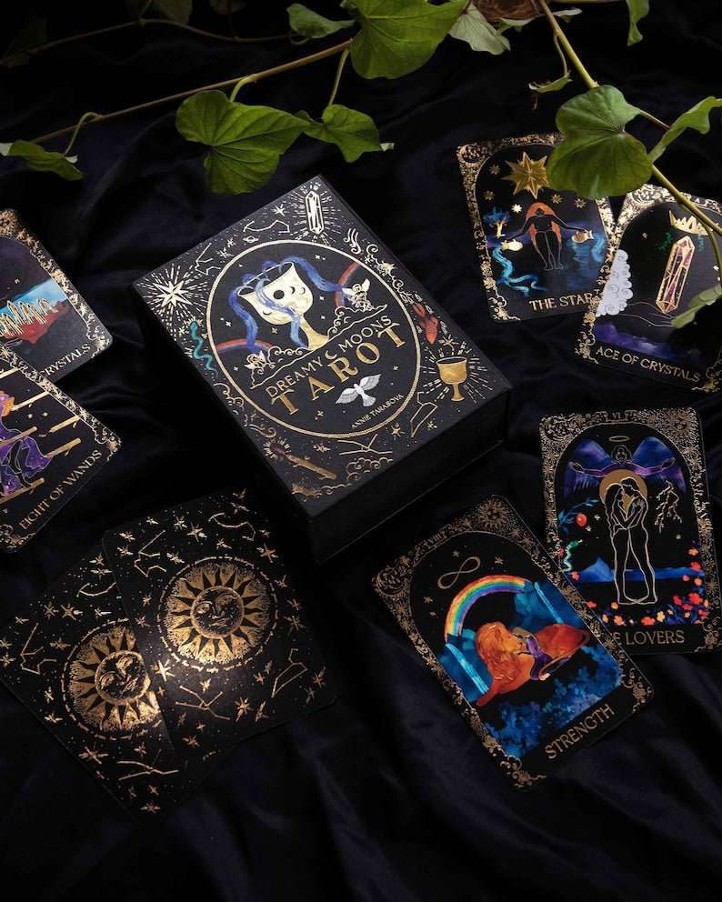 Dreamy Moons Tarot - Mystic Tribes